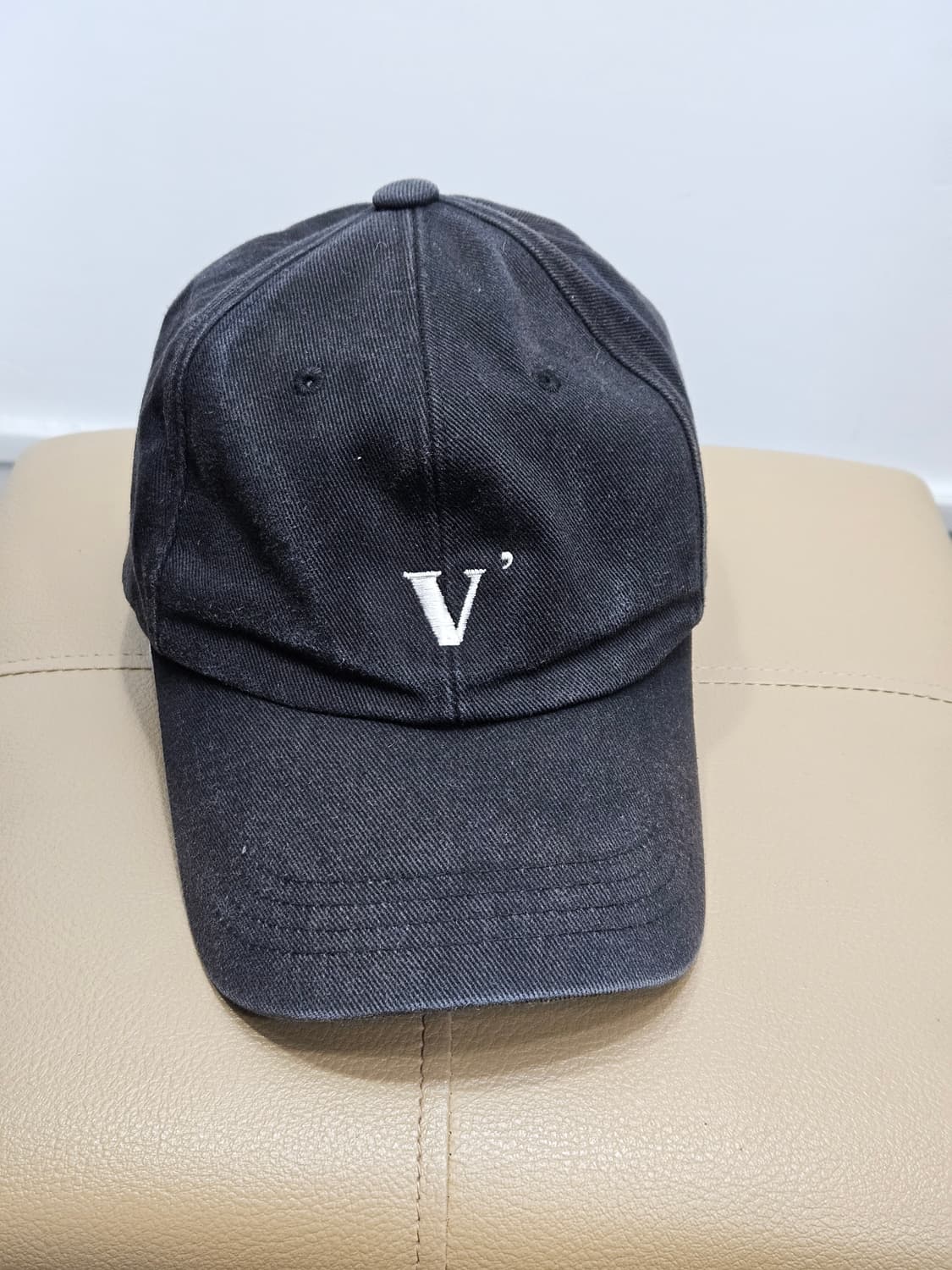 V 자수 블랩 볼캡 모자  상품이미지1