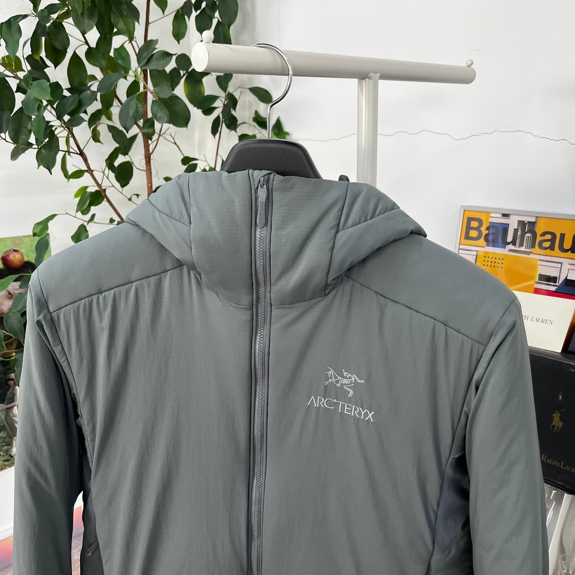아크테릭스 아톰Lt 후드점퍼 XS 상품이미지2