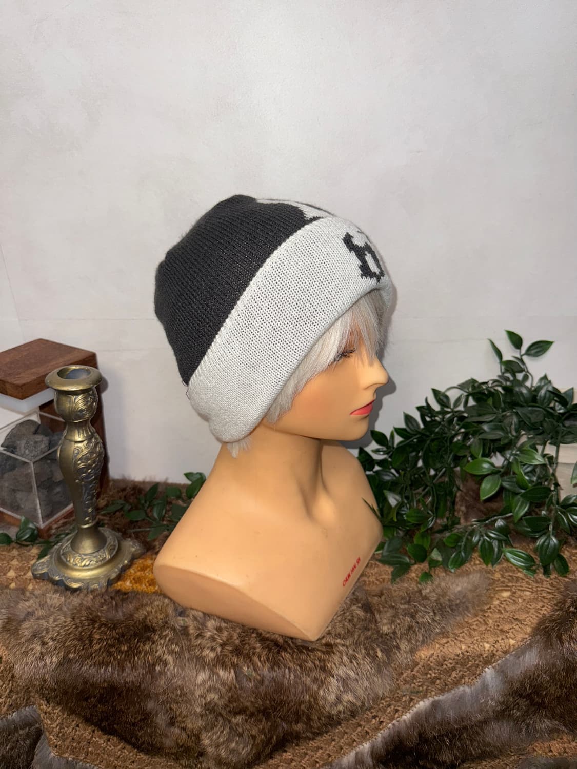 Charcoal white cross numbered beanie  상품이미지4