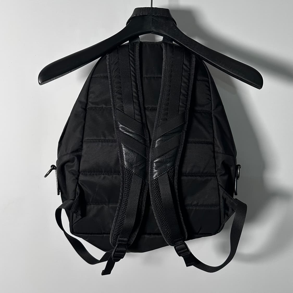 몽클레어 나일론 퀼티드 백팩 (on.22)   상품이미지2