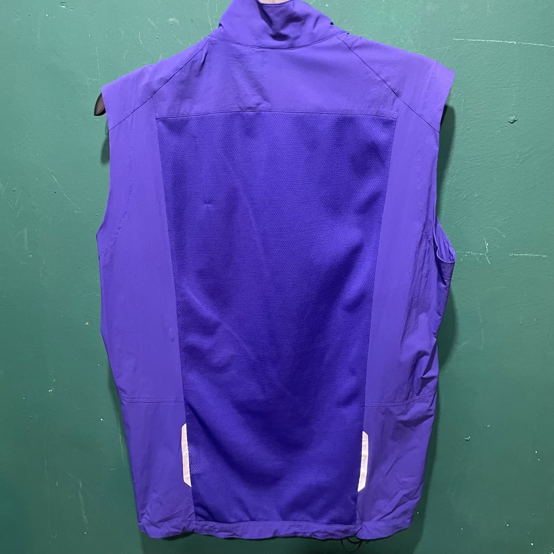 아크테릭스 퍼플 바람막이 베스트 S 상품이미지7