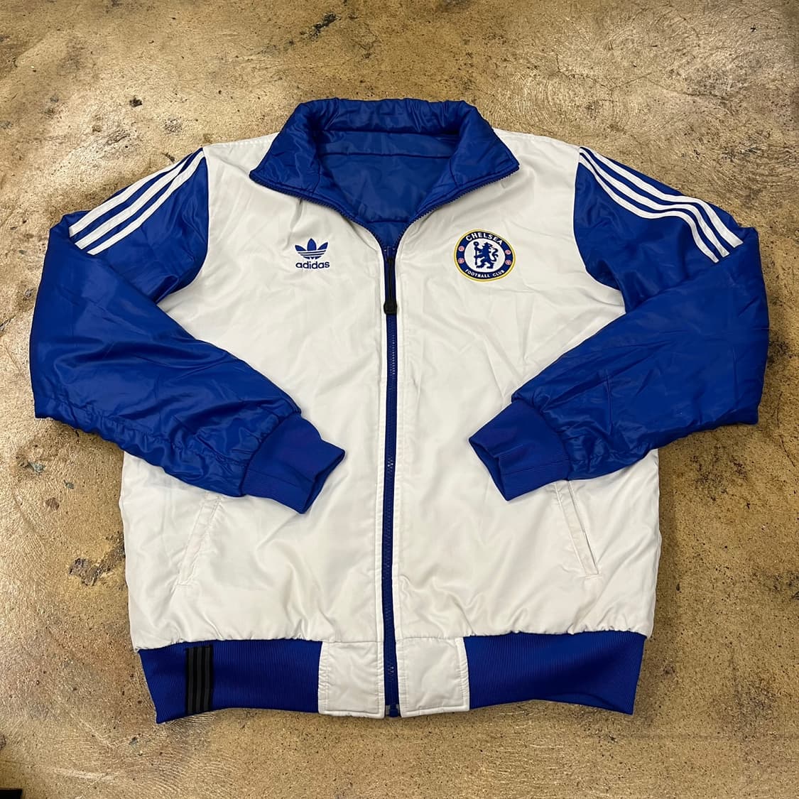 아디다스 첼시 흰파 양면 리버시블 숏패딩 100 상품이미지2