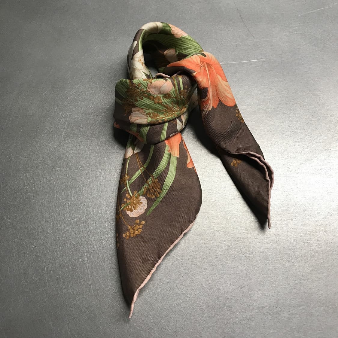 페레가모 실크 스카프 상품이미지1