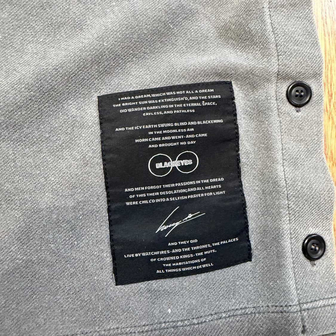 송지오 X 송민호 블랙아이즈 워시드 티셔츠 상품이미지4