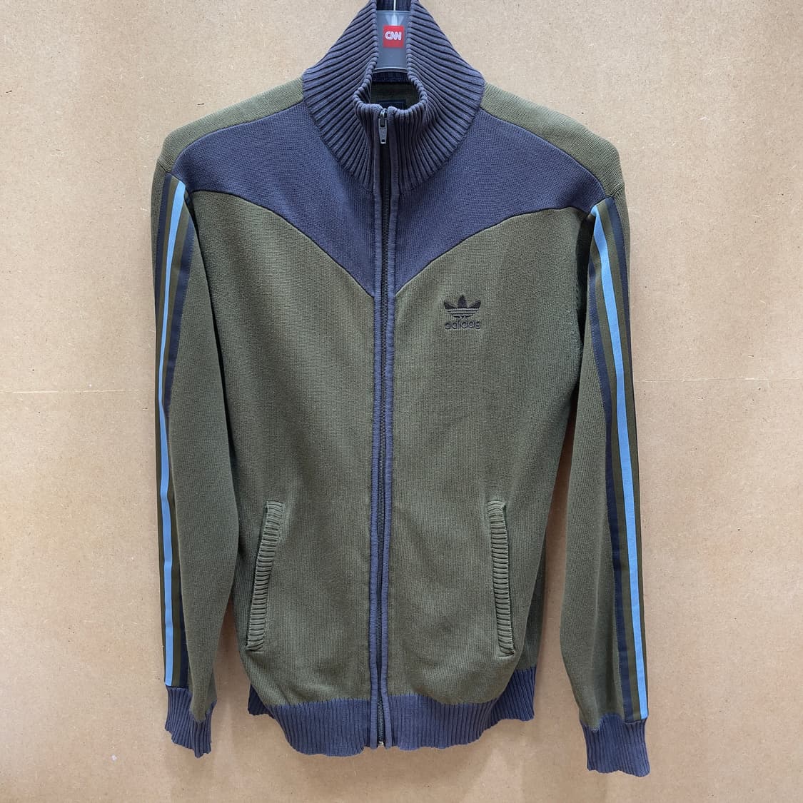 아디다스 트레포일 카키 브라운 니트집업 상품이미지1