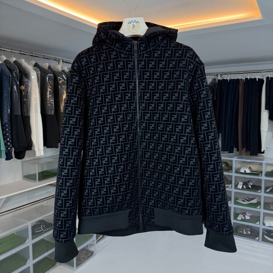 [리오브] 펜디 FF 풀 모티프 벨벳 후드 블루종 자켓 상품이미지1