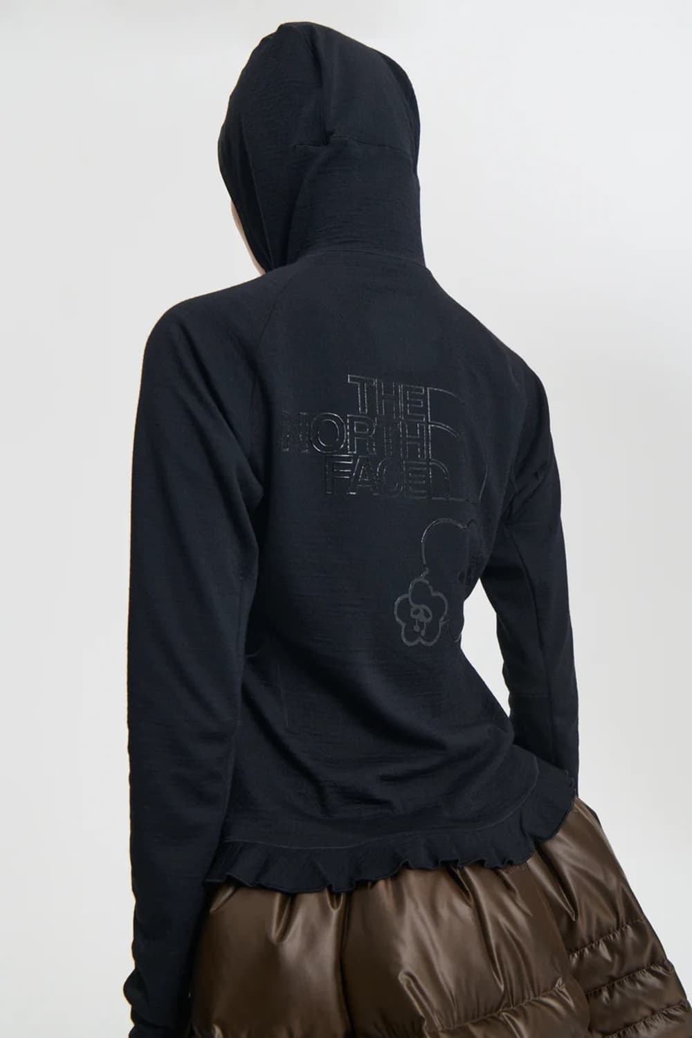 [XS,S,M,L]세실리에 반센 x 노스페이스 25fw 러플 후드티 상품이미지2