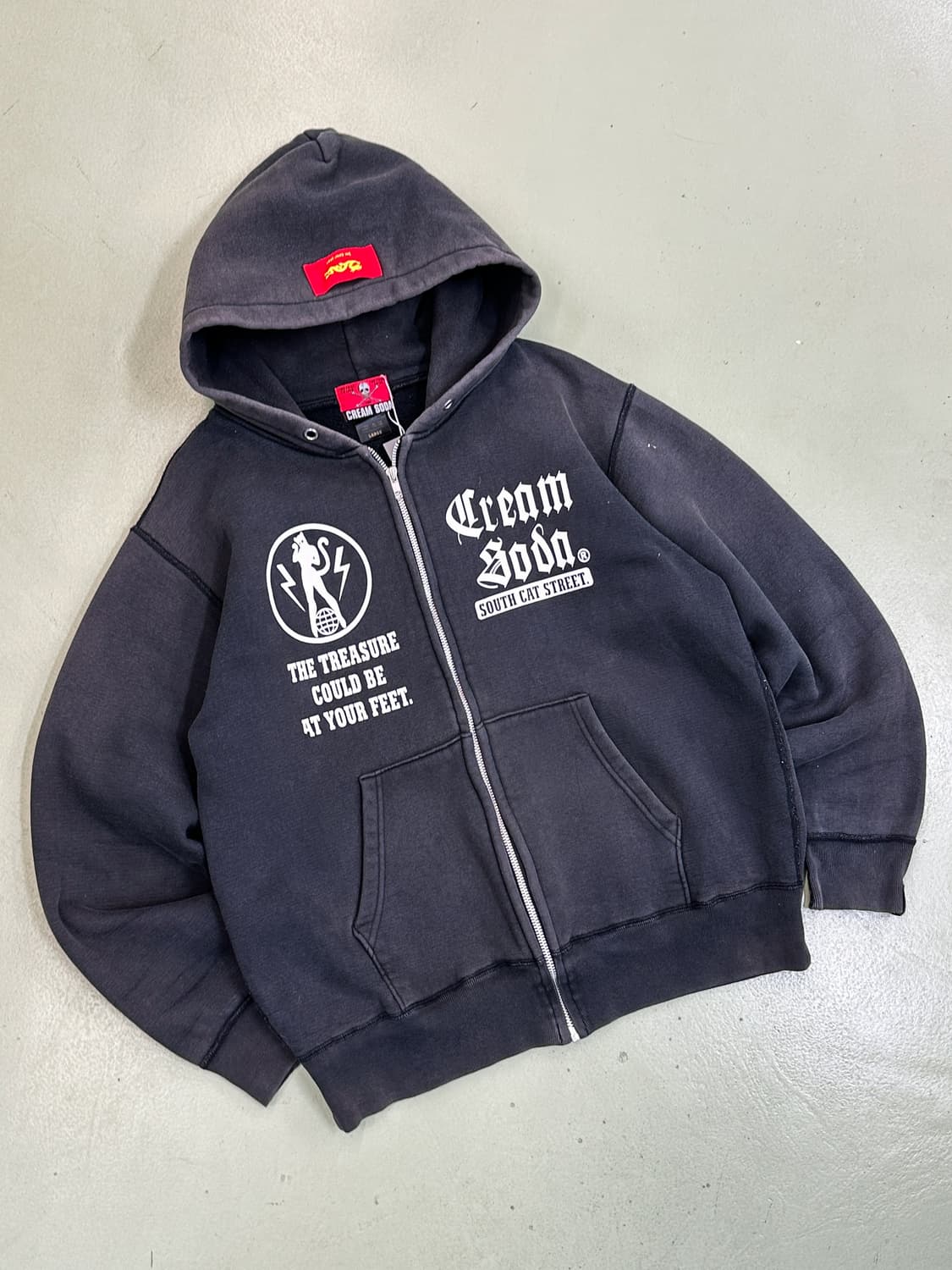 크림소다 락앤롤 드래곤 선페이드 후드집업 상품이미지4