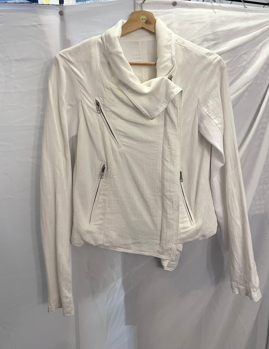 플레어업 바이커자켓 화이트 1size 상품이미지4