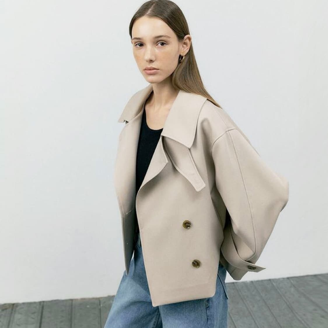 르와(L'oiE) 숏 더블 트렌치자켓 프리사이즈 새상품 상품이미지1