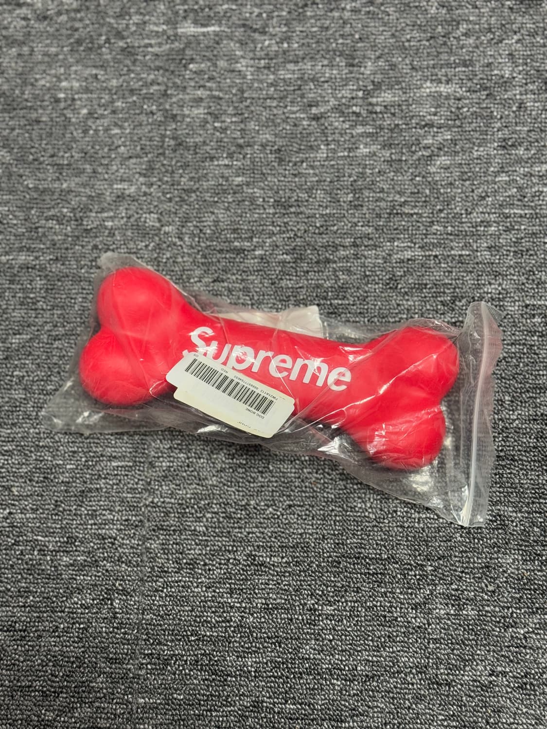 슈프림 도그 본 상품이미지1