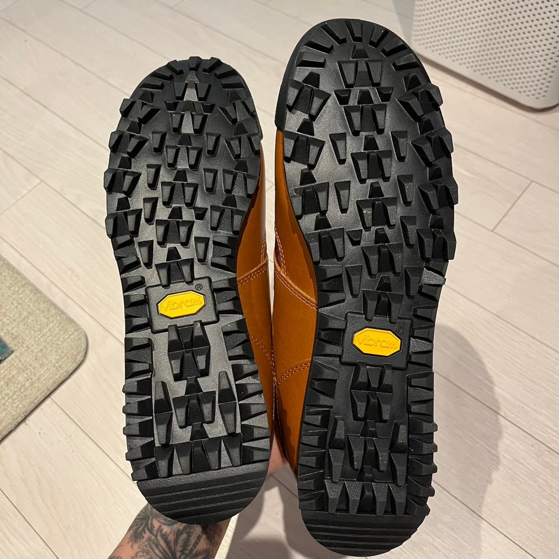 [새상품] 뉴발란스 레이니어 로우 285 상품이미지3