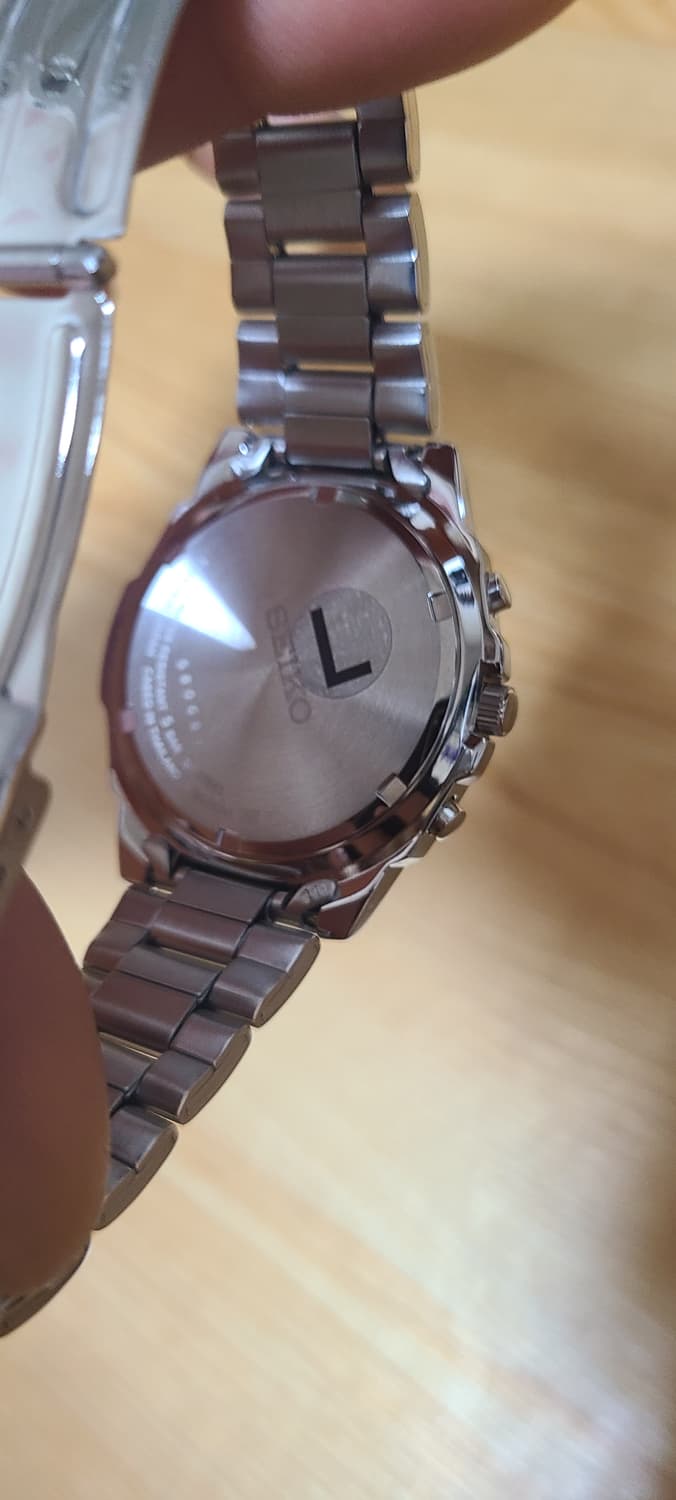 세이코 크로노그래프 쿼츠시계  상품이미지3