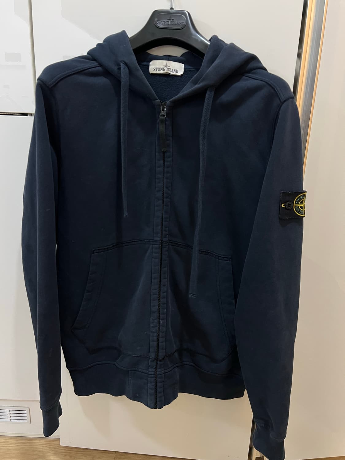 스톤아일랜드 네이비 후드집업 L 상품이미지1