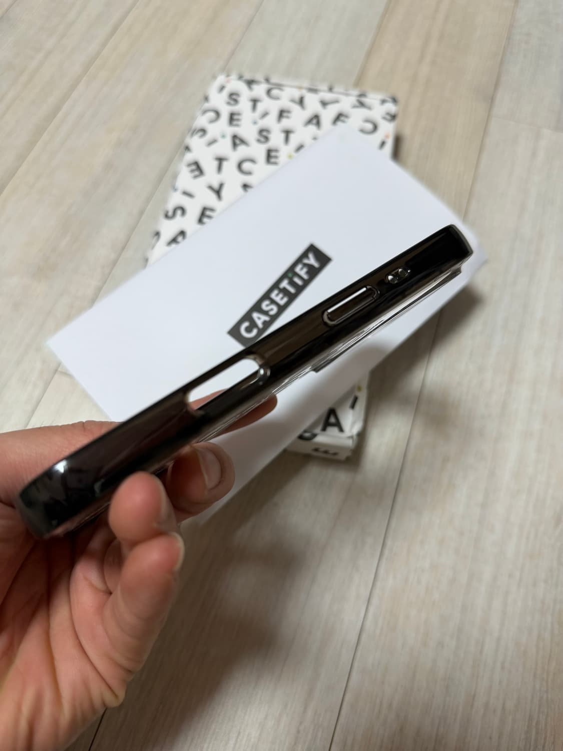 아이폰17프로 케이스티파이 케이스 판매합니다 상품이미지4