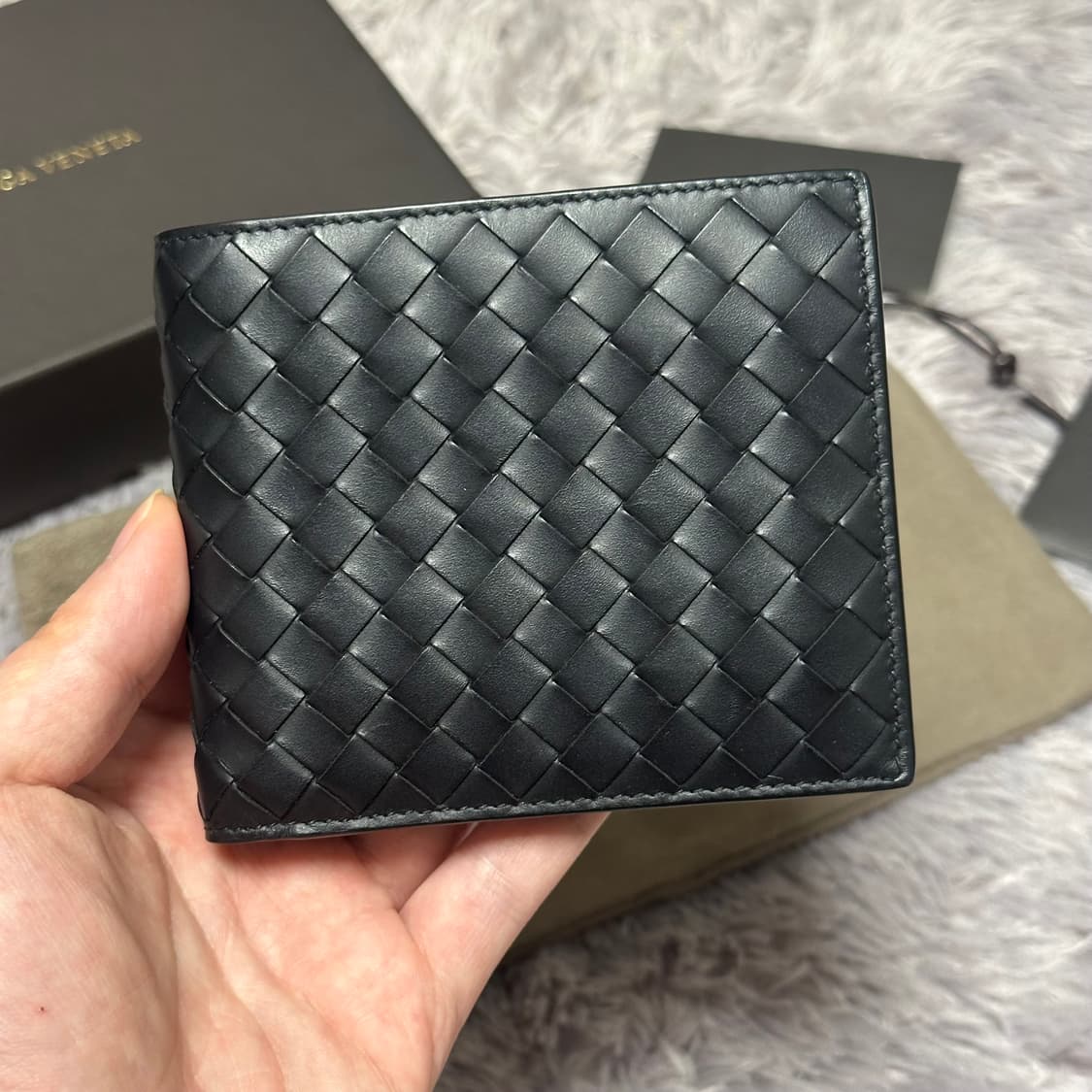 [풀구성] 보테가베네타 인트레이치아토 반지갑 블랙 상품이미지1