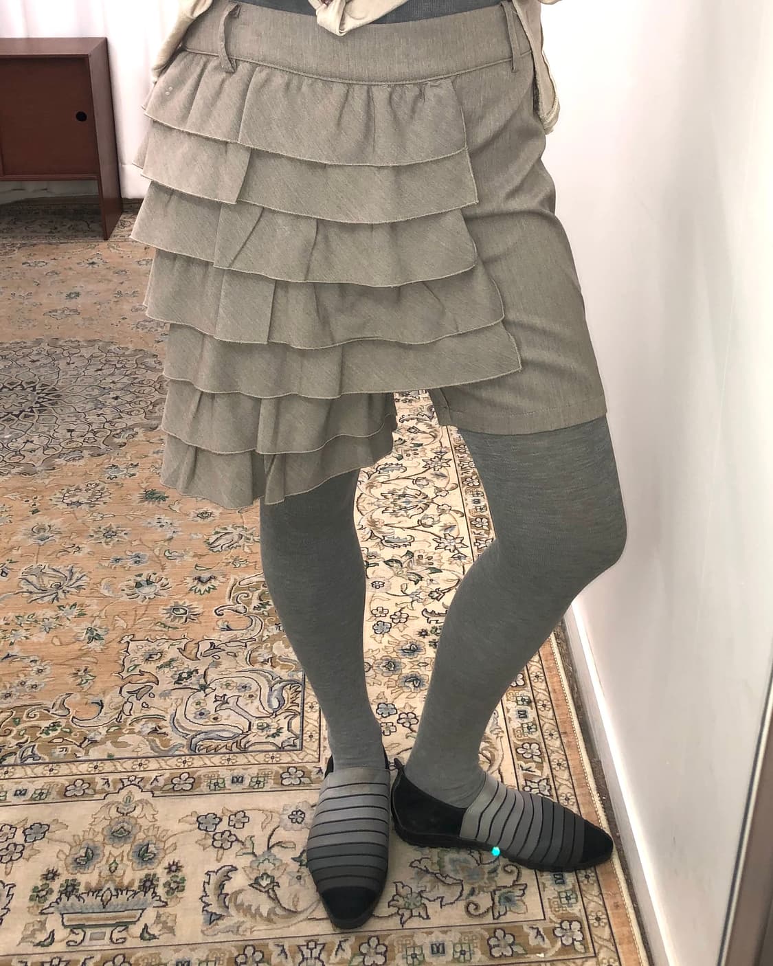 뮤트 프릴 반바지 상품이미지1