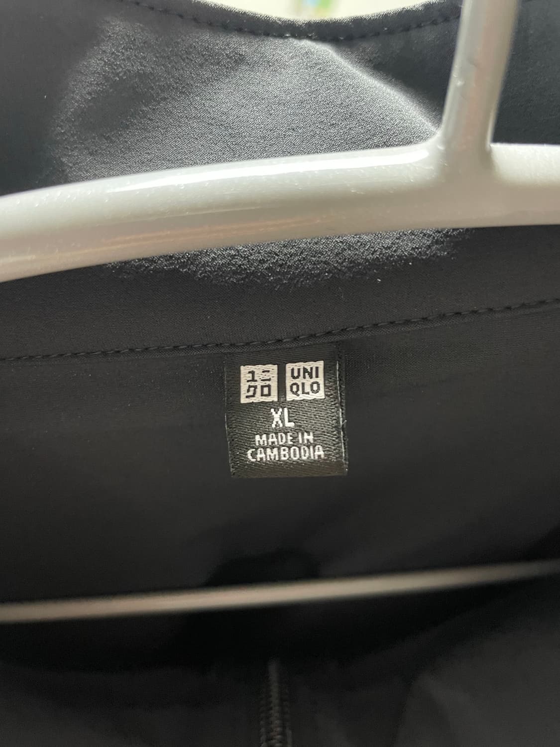 유니클로 바람막이 XL 상품이미지3