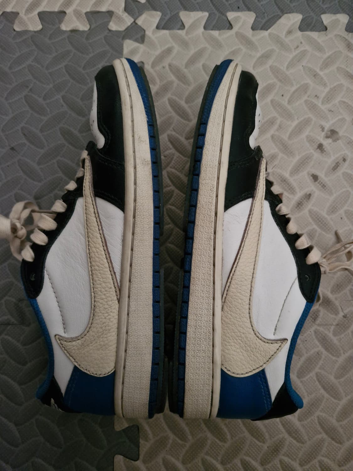 조던1 스캇x프라그먼트 상품이미지2