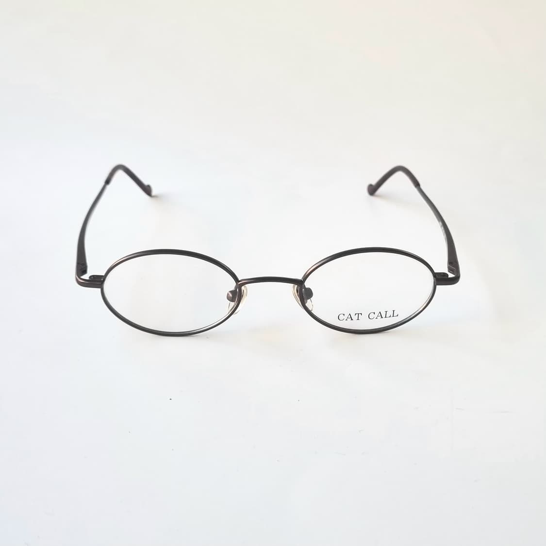 데드스탁 미니멀 타원형 빈티지안경테 508 상품이미지3