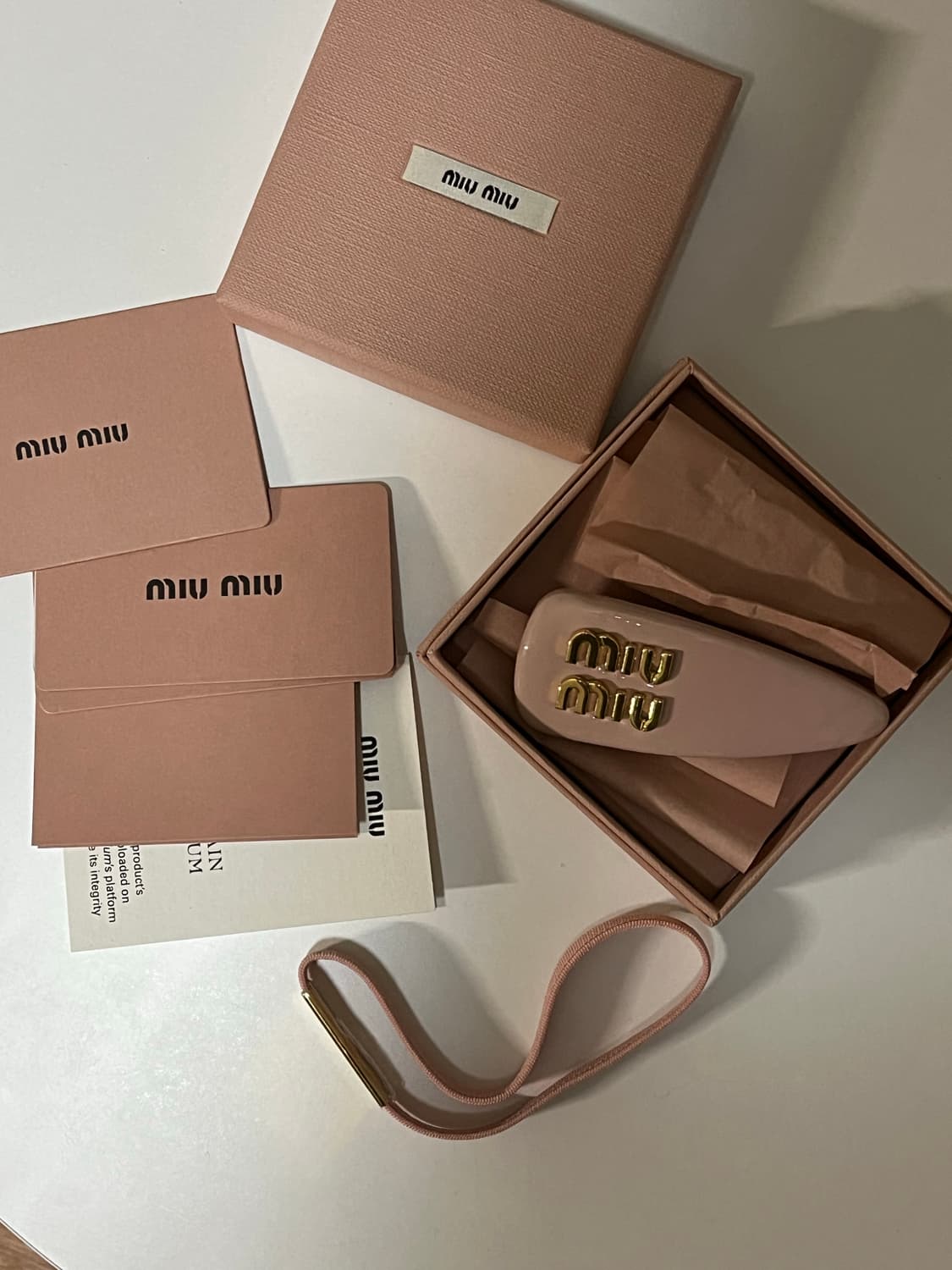 미우미우 헤어핀 상품이미지3