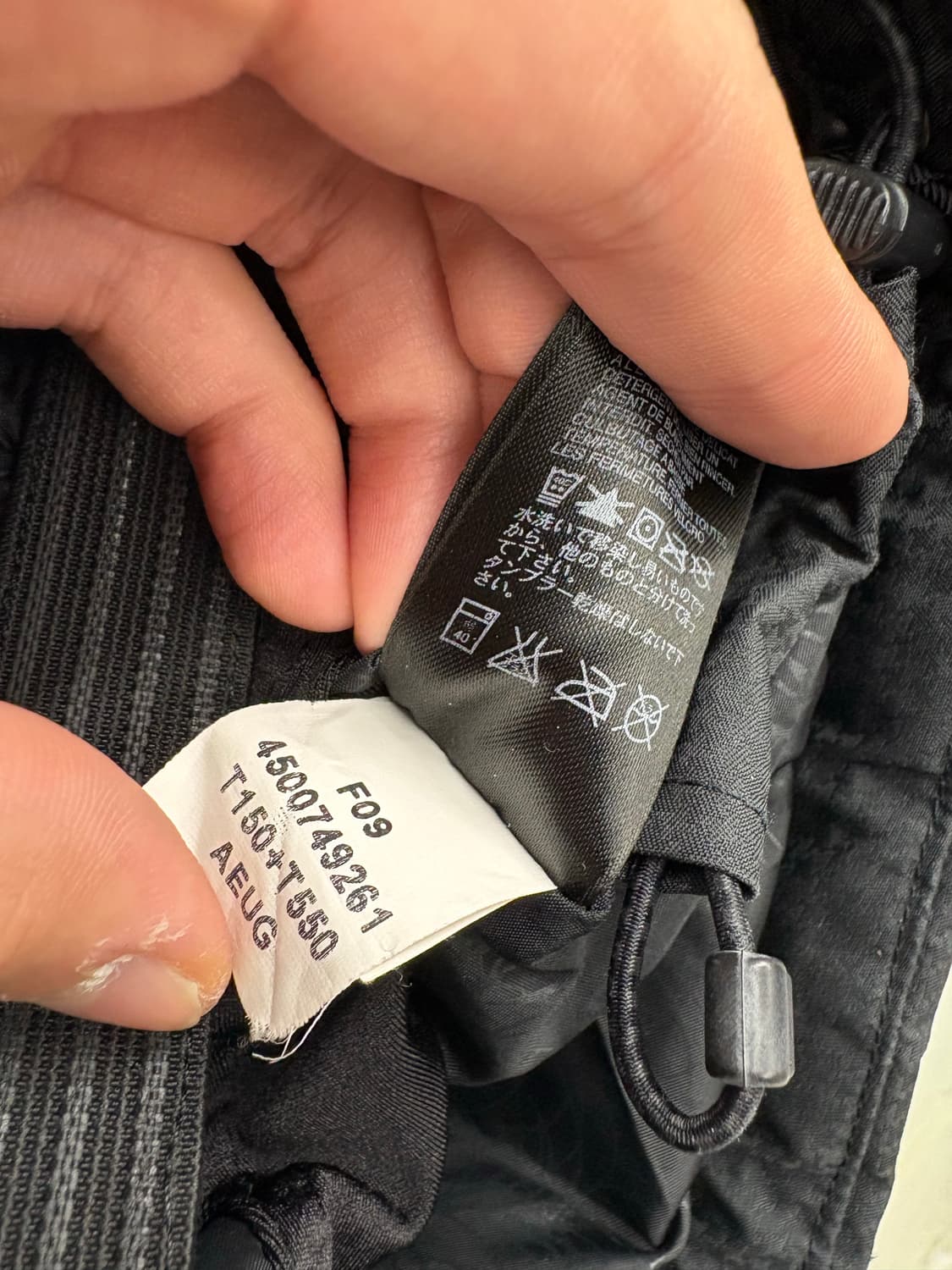 노스페이스 아모레 600필 다운패딩 블랙 상품이미지6