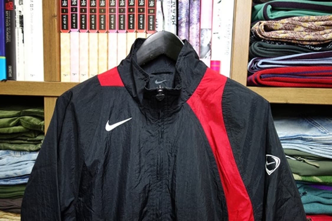 Nike 나이키 토탈 90 리펠 풋볼 트랙 자켓 검빨 L (100) 상품이미지2
