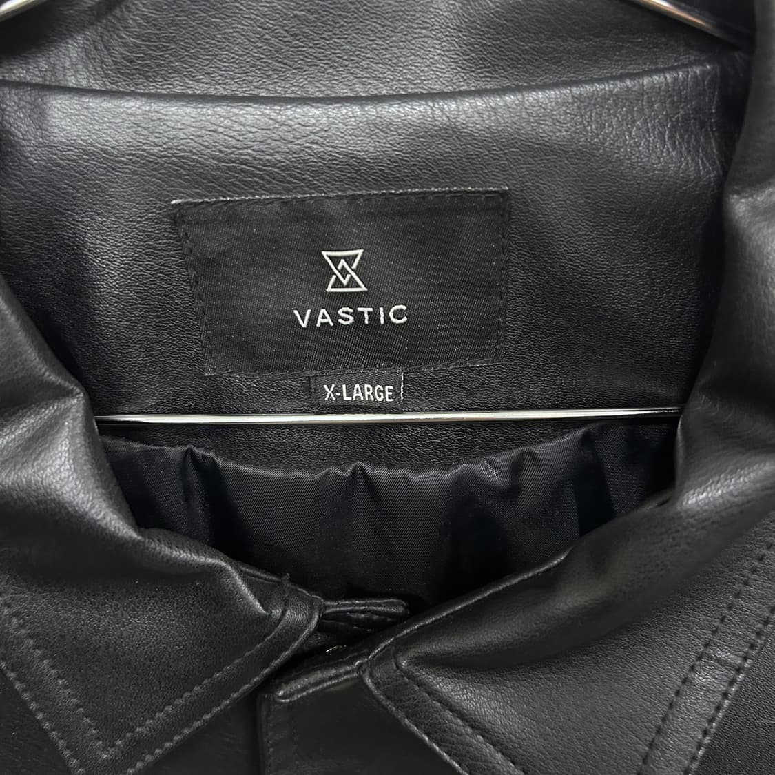 바스틱 체스트포켓 라이딩 비건 레더자켓 상품이미지3