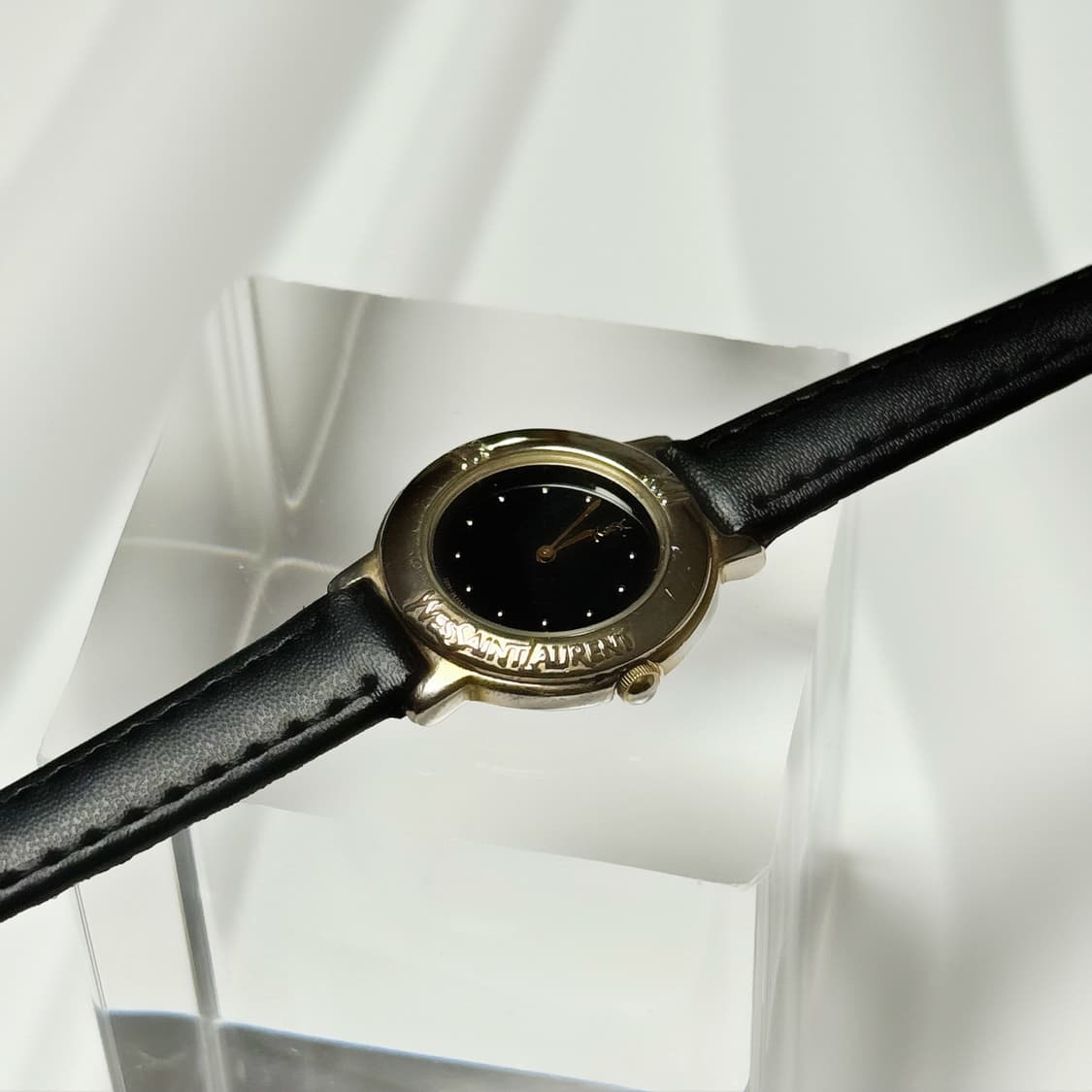 빈티지 YSL 입생로랑 빈티지 로고 각인 베젤 블랙 도트 워치 상품이미지8