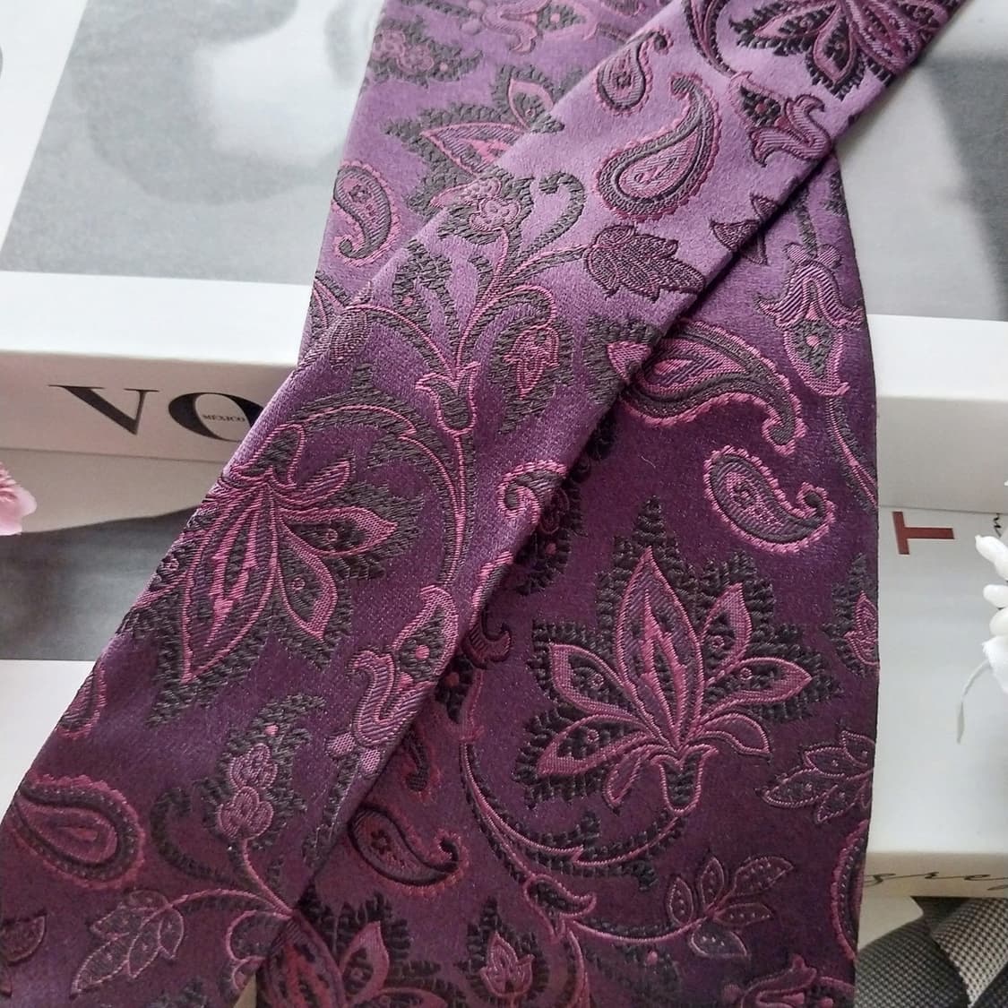 밀라숀 실크 퍼플 자카드 페이즐리 넥타이 9.5cm A+등급 K1679
 상품이미지4