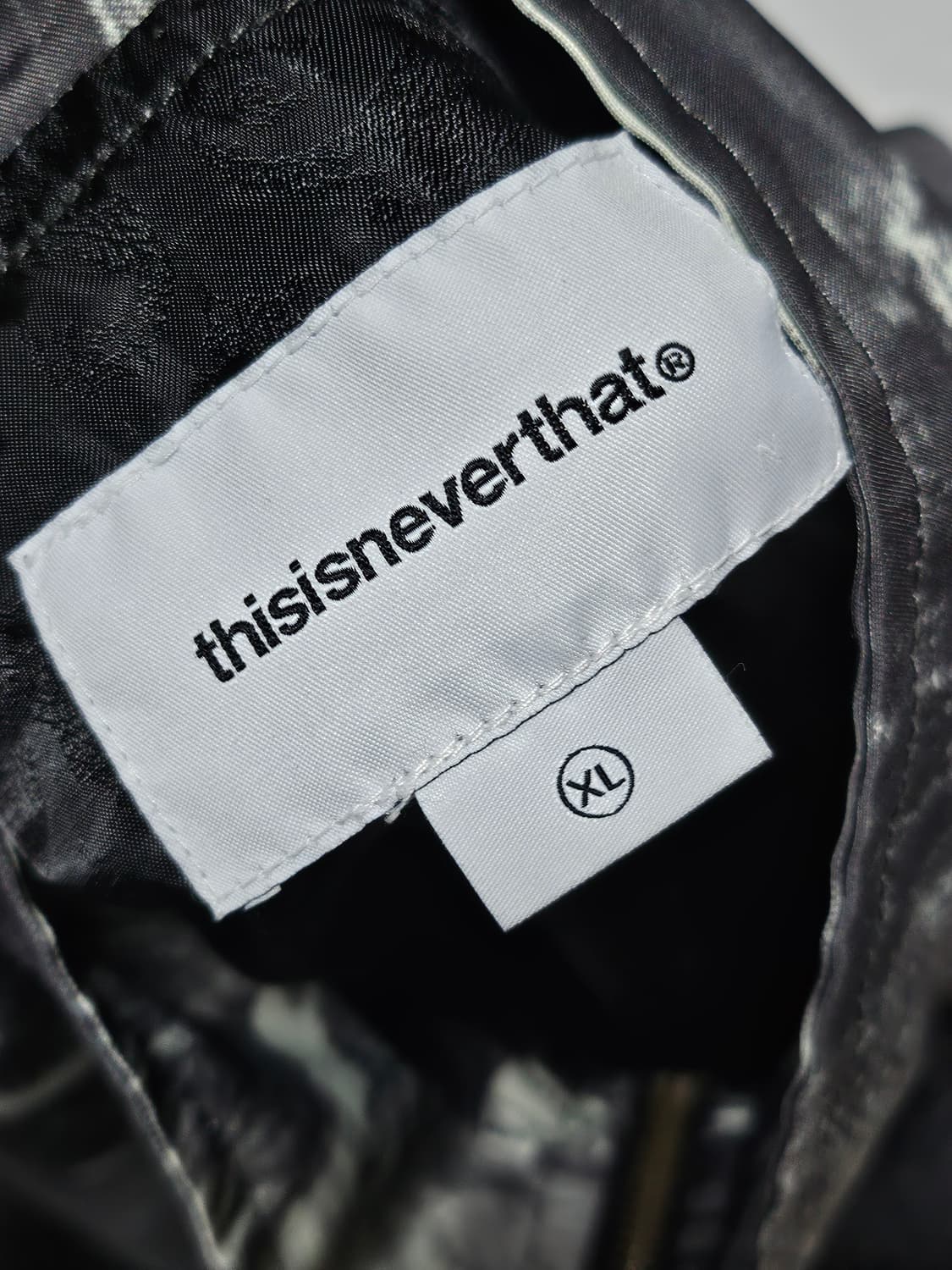 (하자O)디스이즈네버댓 디네댓 바람막이 XL 상품이미지3