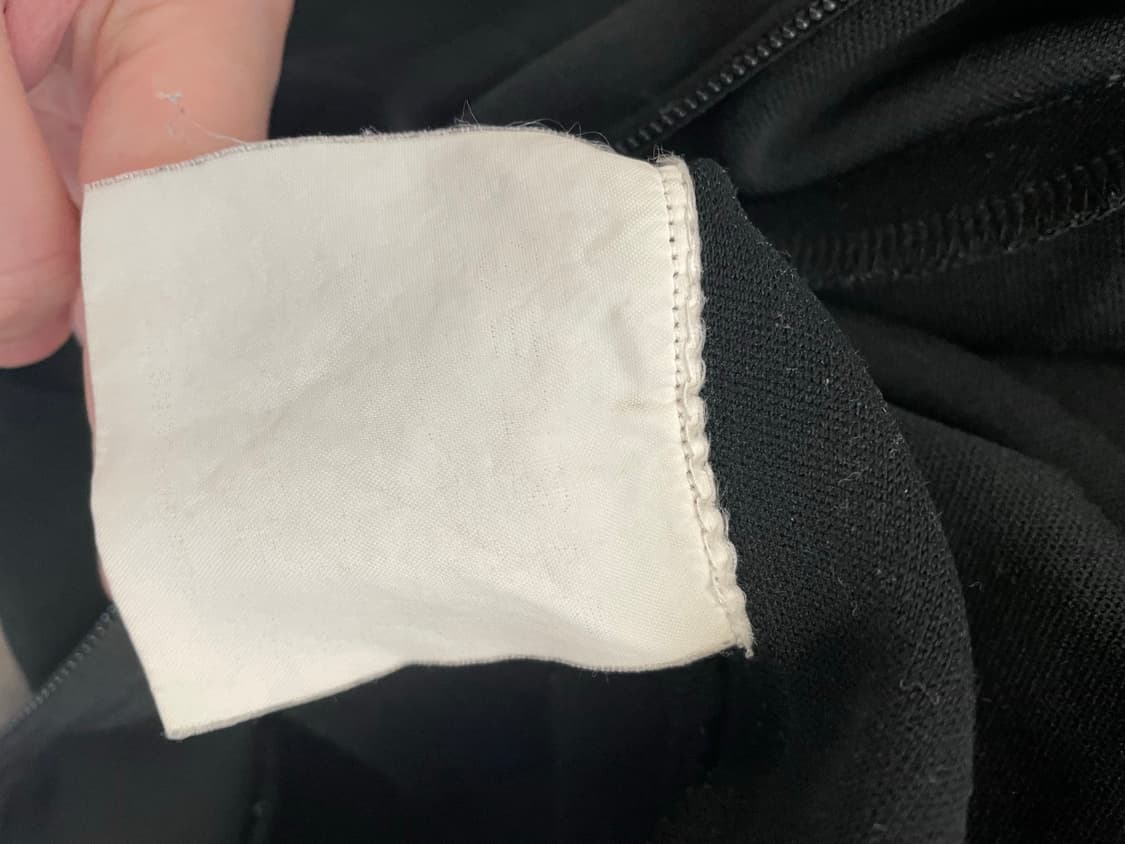 정품 꼼데가르송 후드집업 상품이미지5