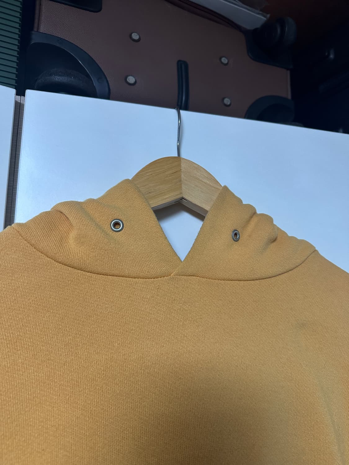 visvim garment dyed yellow hoodie 상품이미지4