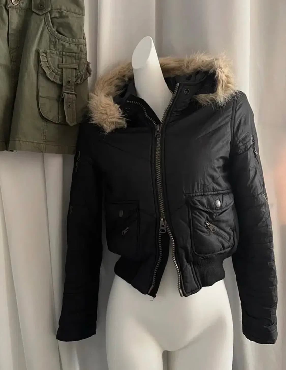 lolablack 빈티지 y2K 고스펑크 퍼 크롭 점퍼 패딩 상품이미지3