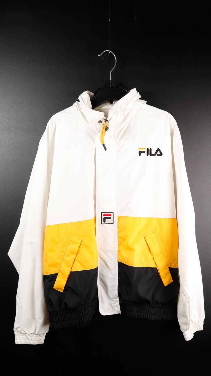 휠라 삼색 밴딩 바람막이 상품이미지1