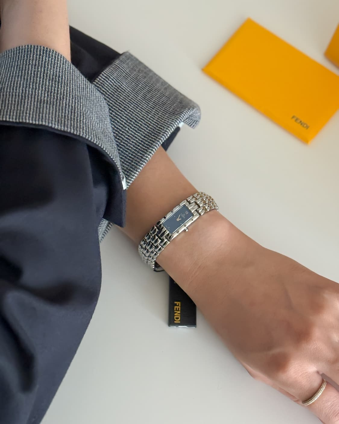 펜디 스퀘어 브레이슬릿 시계 상품이미지3