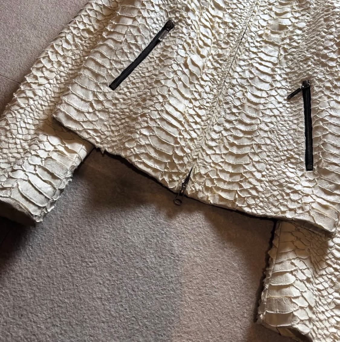 Yasuyuki Ishii 파이톤 하이넥 재킷 상품이미지2