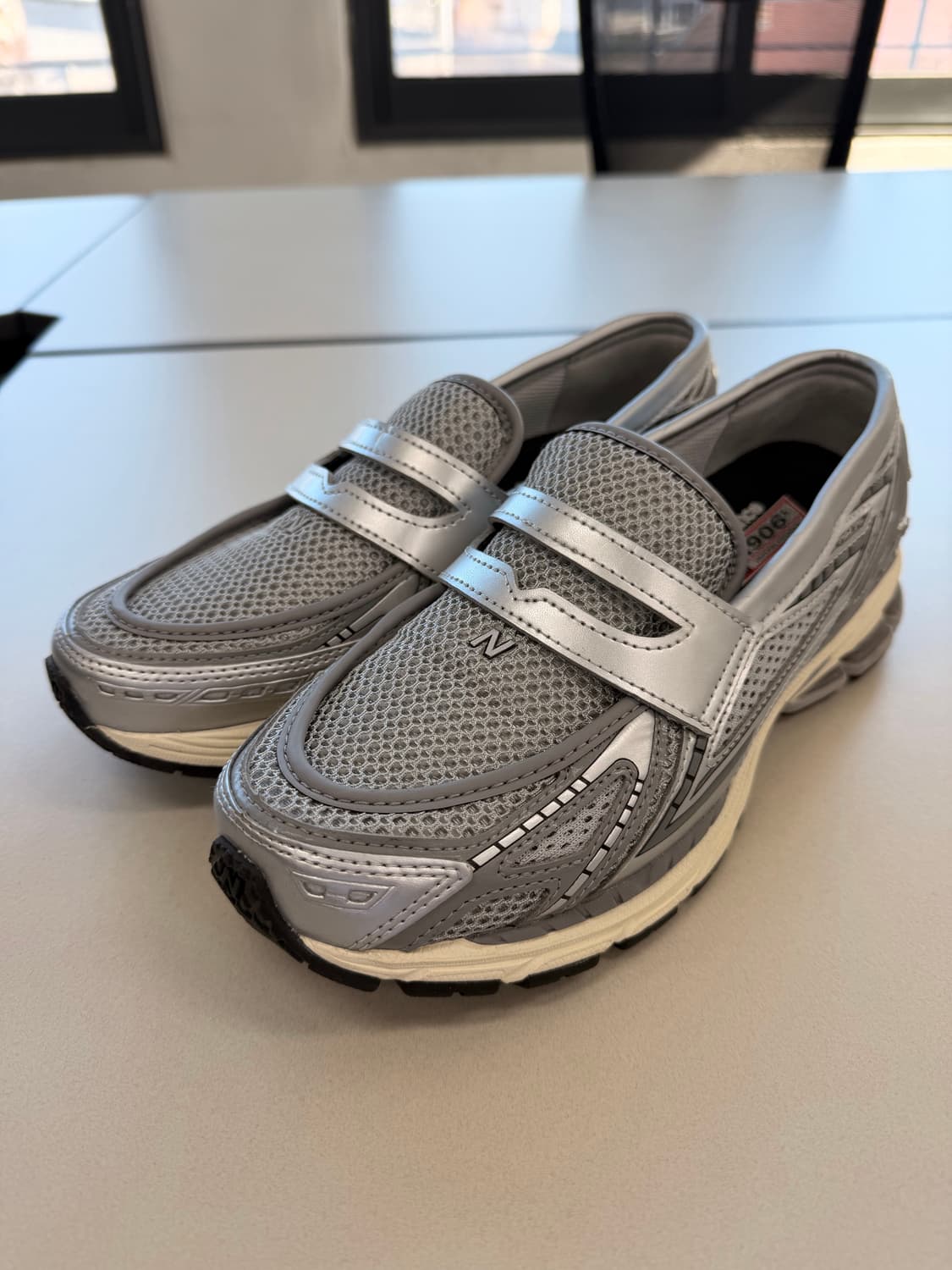 뉴발란스 1906L 상품이미지1