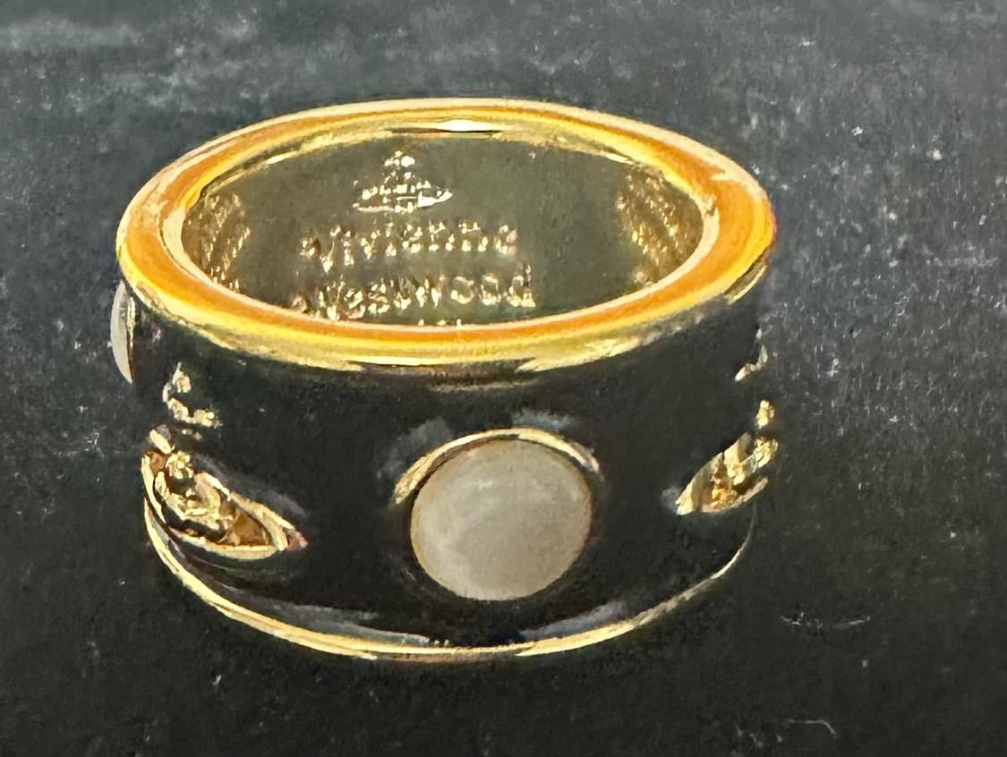 비비안웨스트우드 반지 골드 화이트&블랙 상품이미지5