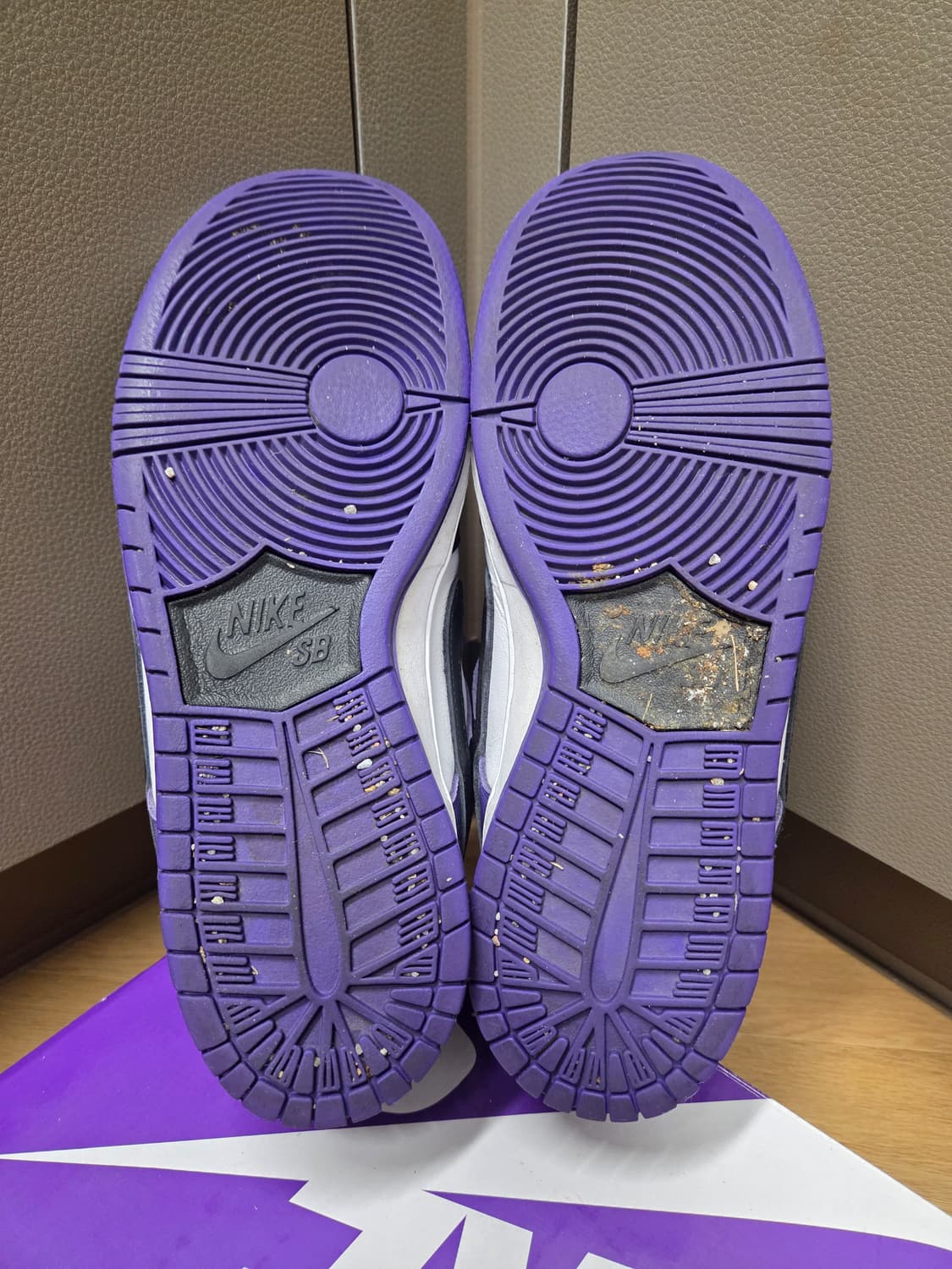나이키 SB 덩크 로우 '코트 퍼플' (265) 상품이미지6