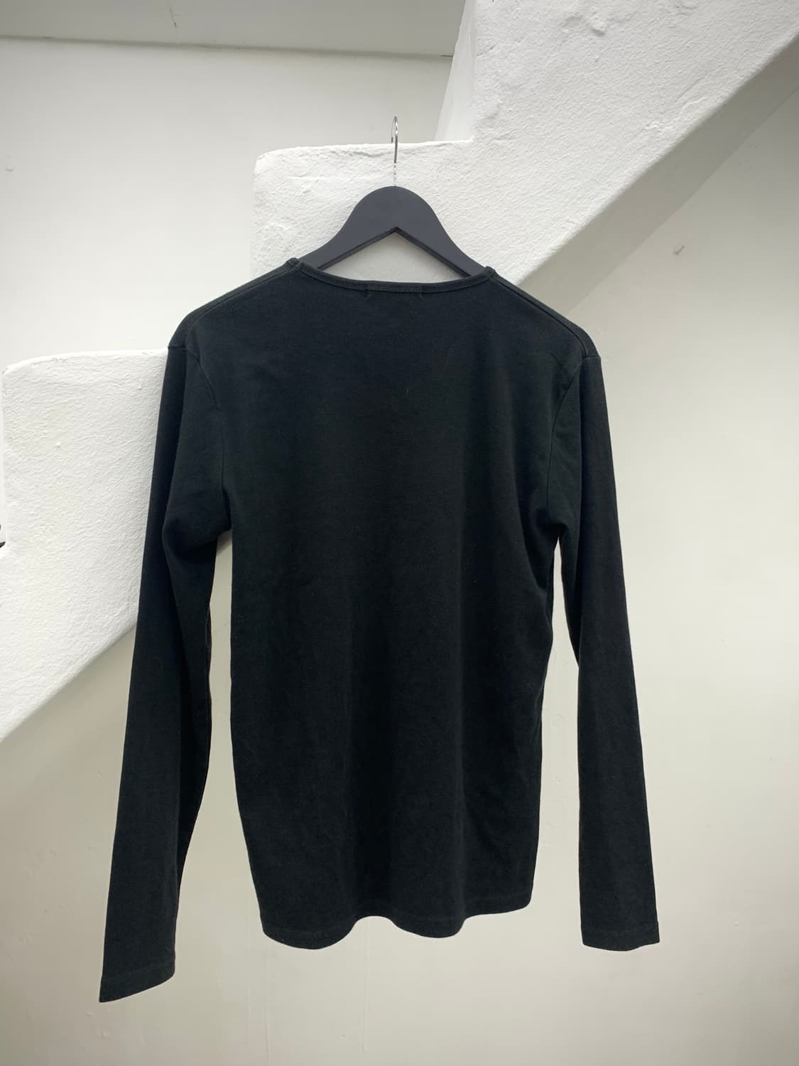Semantic Design gothic lettering v-neck  상품이미지6