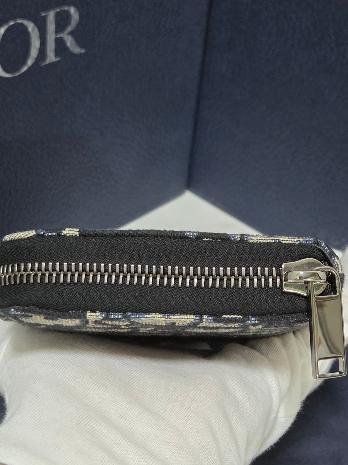 [새상품] 디올 오블리크 자카드 지퍼 장지갑 베이지 상품이미지5