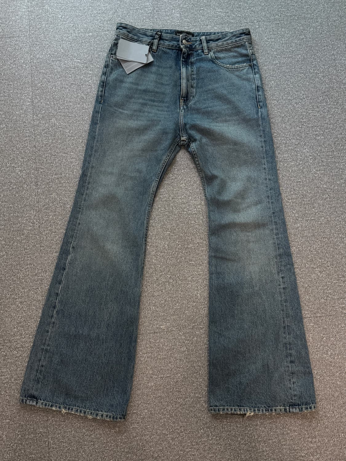 24FW 발렌시아가 플레어진 중청 xs  상품이미지3