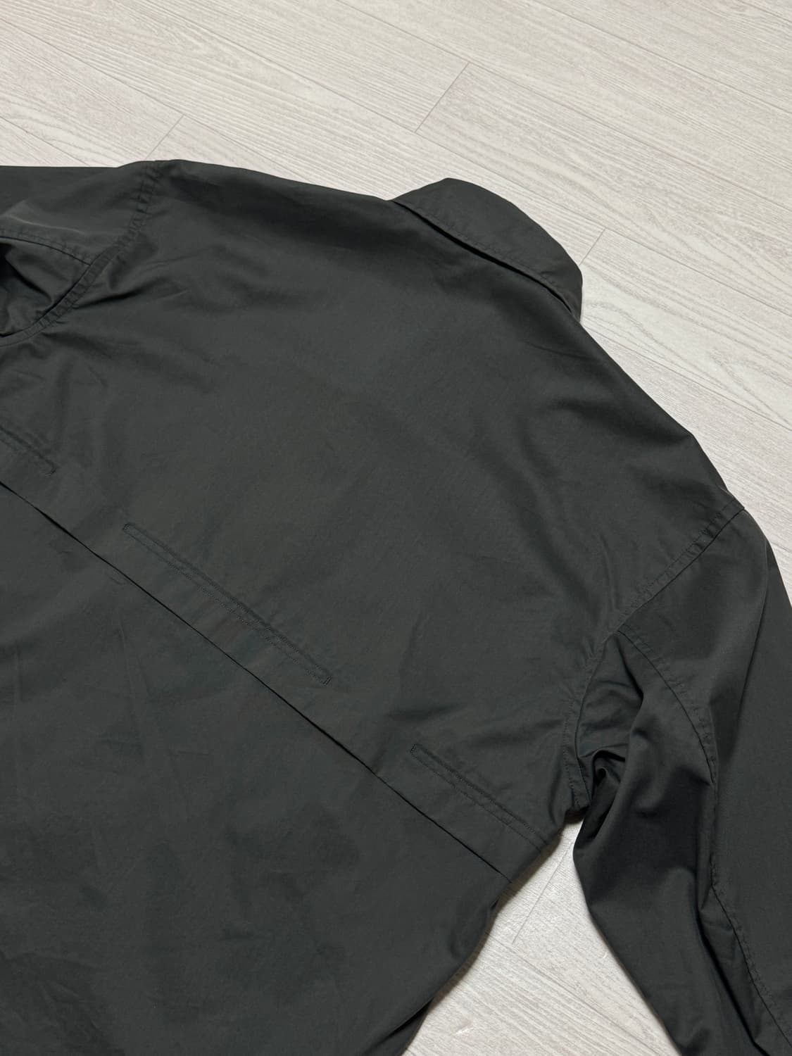 유니클로U 유틸리티 오버사이즈 셔츠 다크그레이 M 상품이미지6