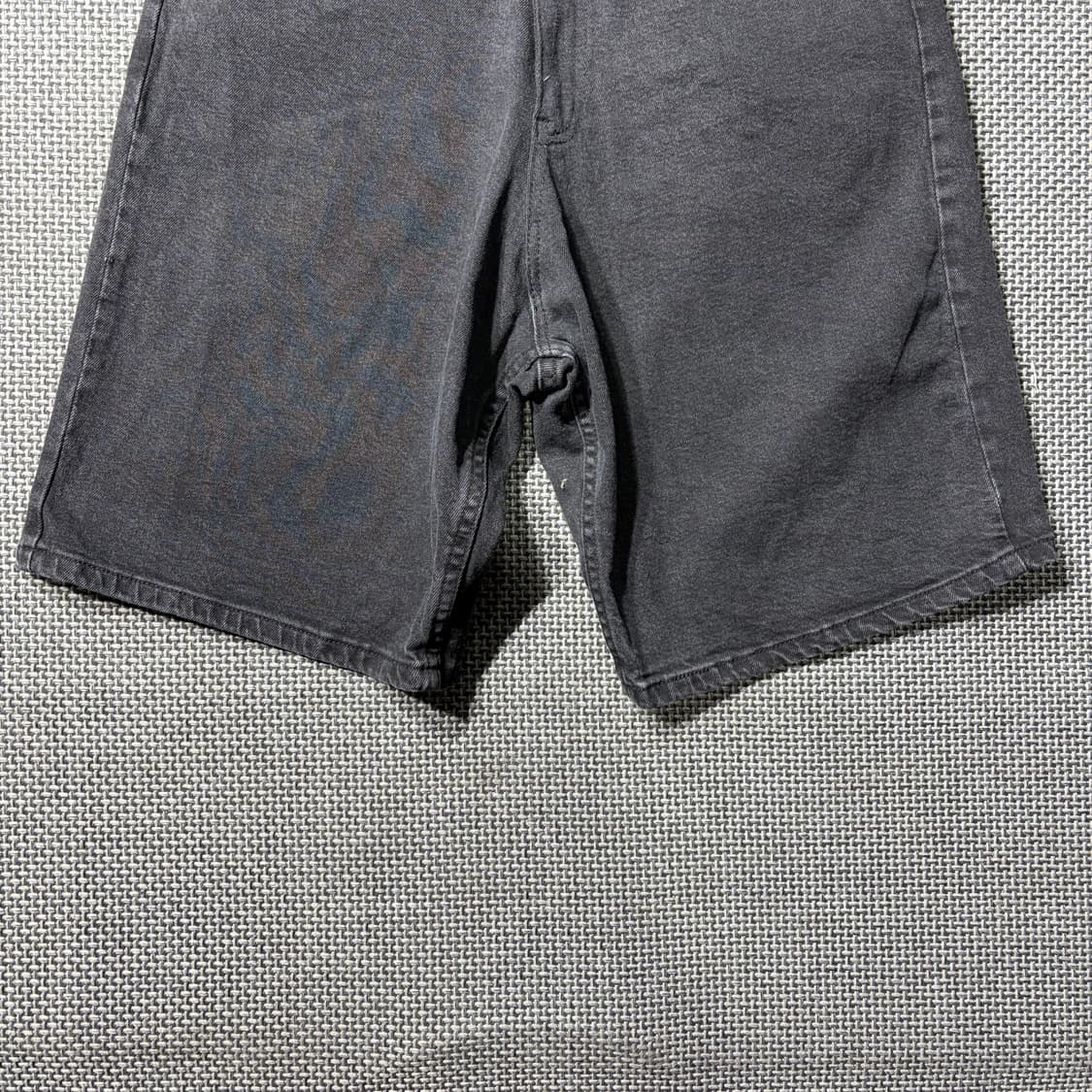랭글러 블랙 데님 반바지 (31) 상품이미지6