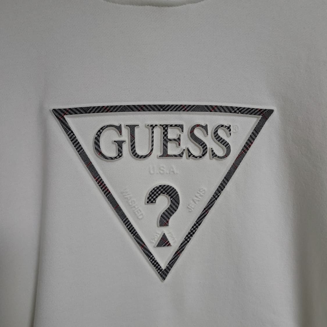 (XXL) GUESS 게스 화이트 삼각 로고 후드티 상품이미지2