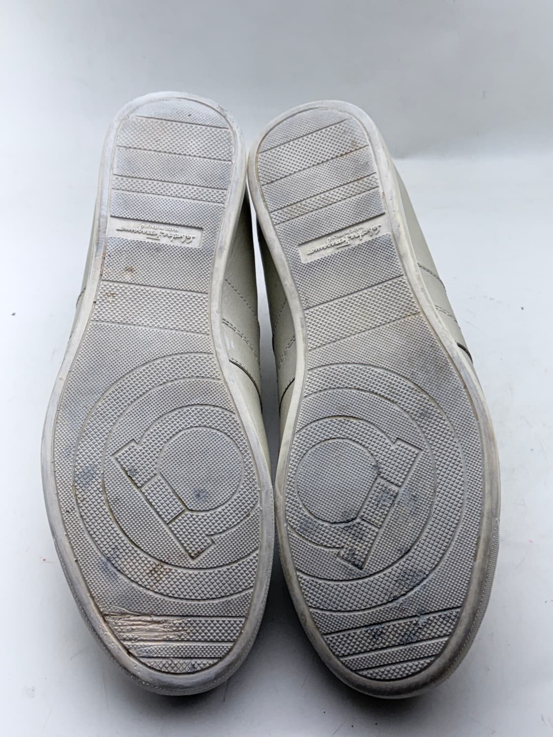 정품)페라가모260/265 상품이미지9