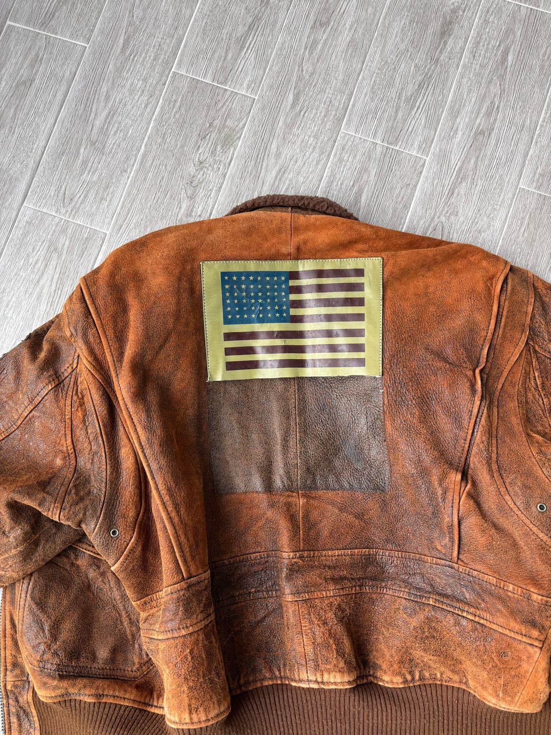 Vintage Avirex Bomber Jacket 상품이미지3