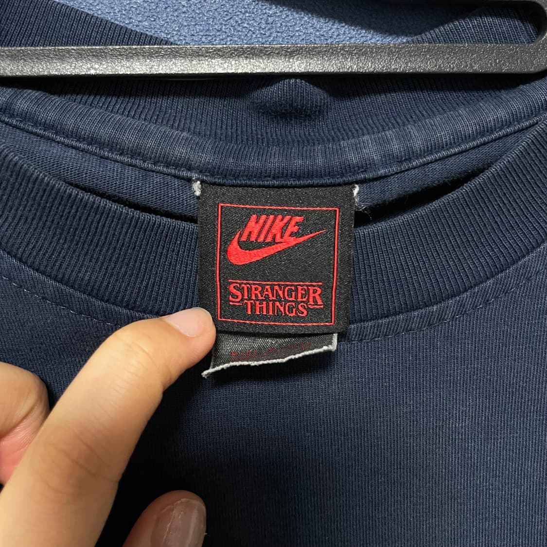 NIKE x 기묘한 이야기 NRG 티셔츠 상품이미지5