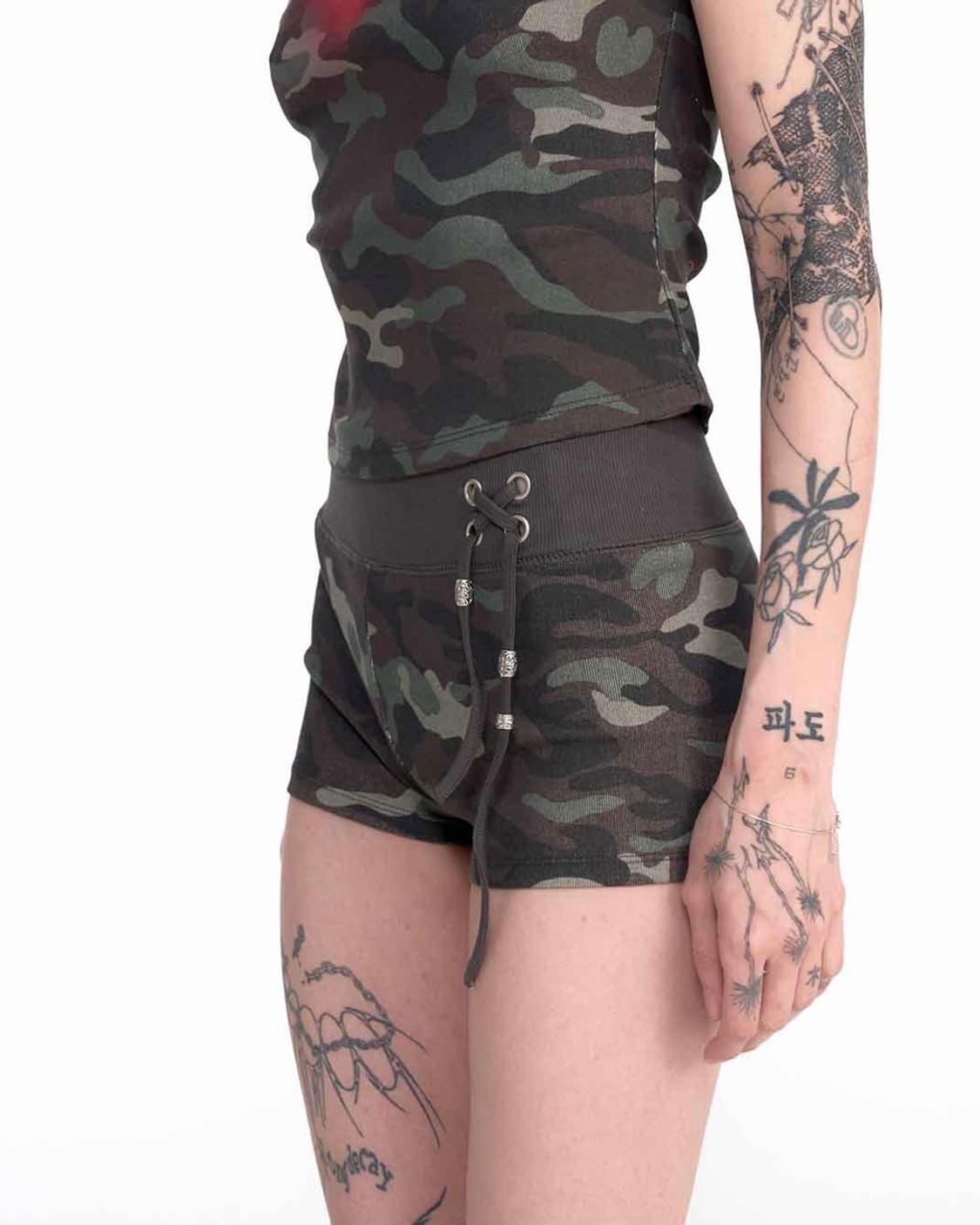 2000아카이브 SUE SHORTS (CAMO) 상품이미지3